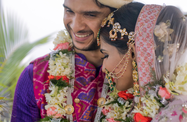 Traditional Wedding Invitations vs. Modern Designs Which One Suits You Best